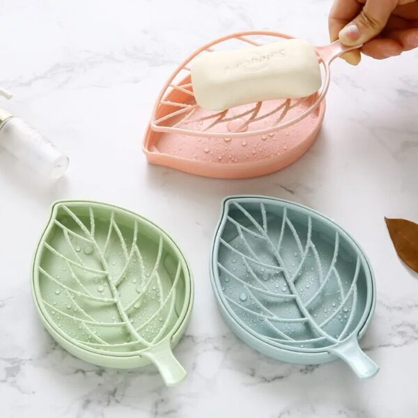 1Pcs Leaf Shape Soap Box Drain Soap Holder Box Bathroom Accessories Toilet Laundry Soap Box Bathroom 1