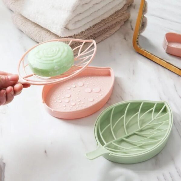 1Pcs Leaf Shape Soap Box Drain Soap Holder Box Bathroom Accessories Toilet Laundry Soap Box Bathroom